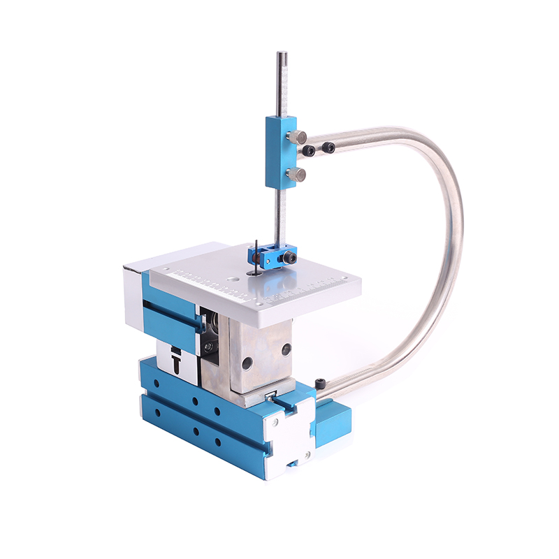 金屬鋸床（加弓（gōng）形臂）