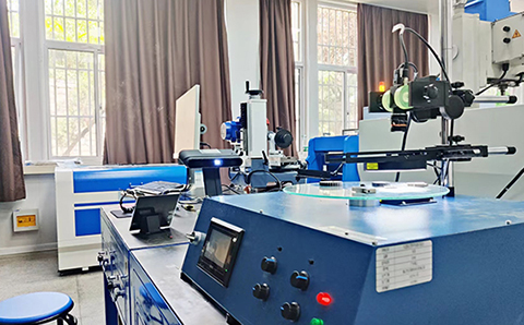 創客（kè）小機（jī）床是勞技（jì）室的好（hǎo）幫手（shǒu）