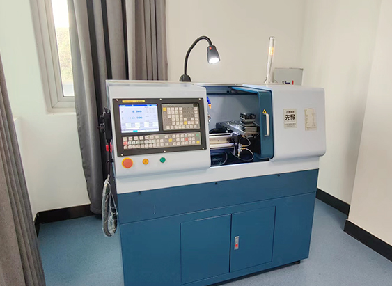 教育數控技術需要理論與（yǔ）實（shí）踐結合