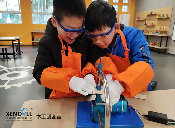 創意木工創客室（shì）